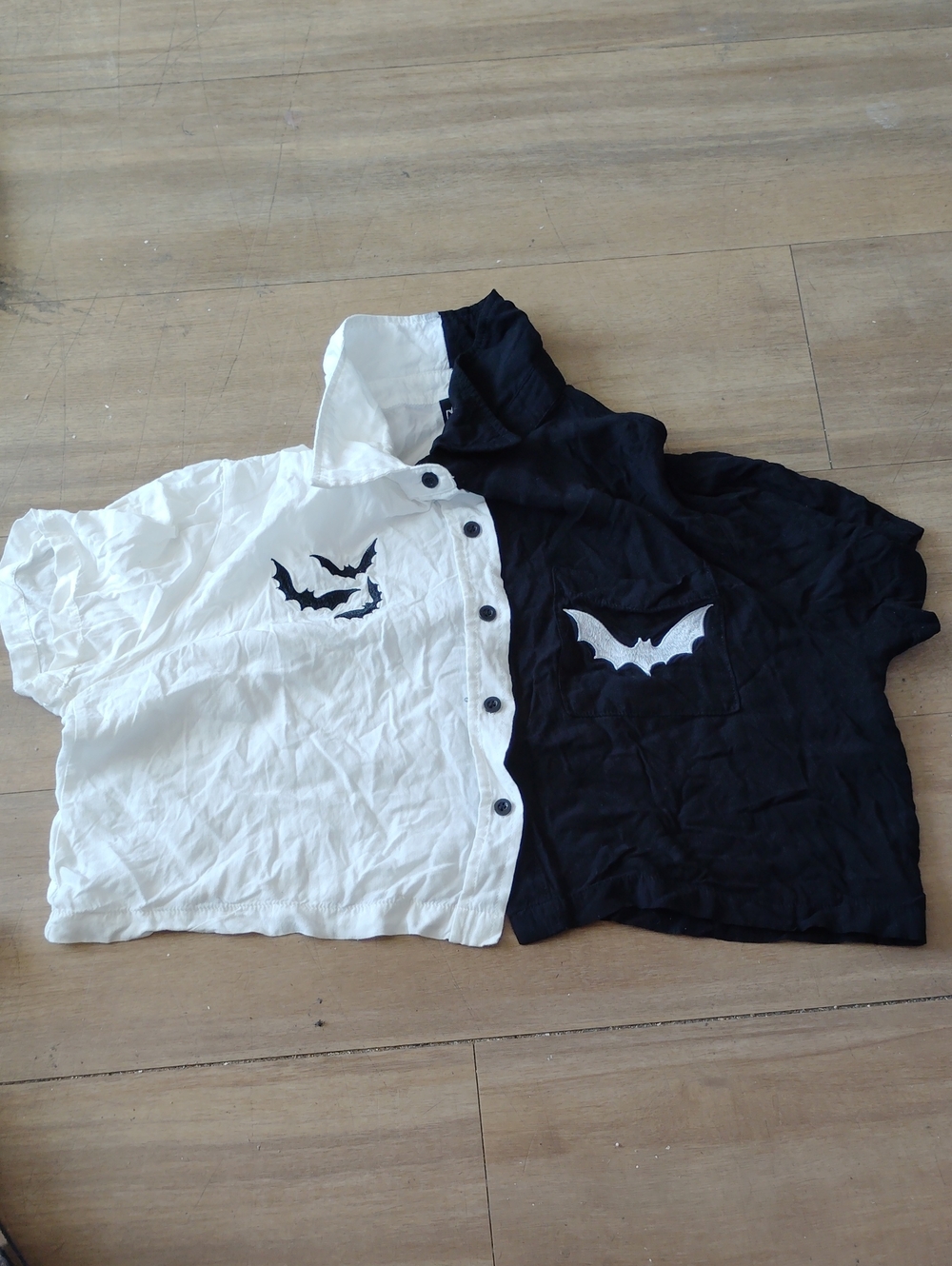 The Grave Girls Black and White Bat Patch Crop Top Button-Up Shirt Size L Goth